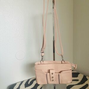 Elegant pink Jessica Simpson Crossbody Bag